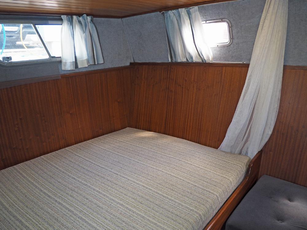 Aft cabin, Accommodation